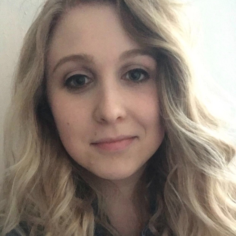 Meet your Posher, Caroline